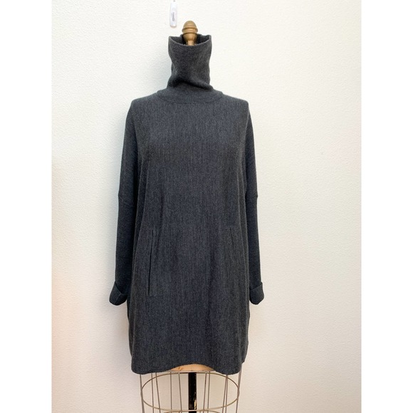 TAHARI Lux GRAY Wool Kangaroo Oversized Sweater M - Picture 2 of 5